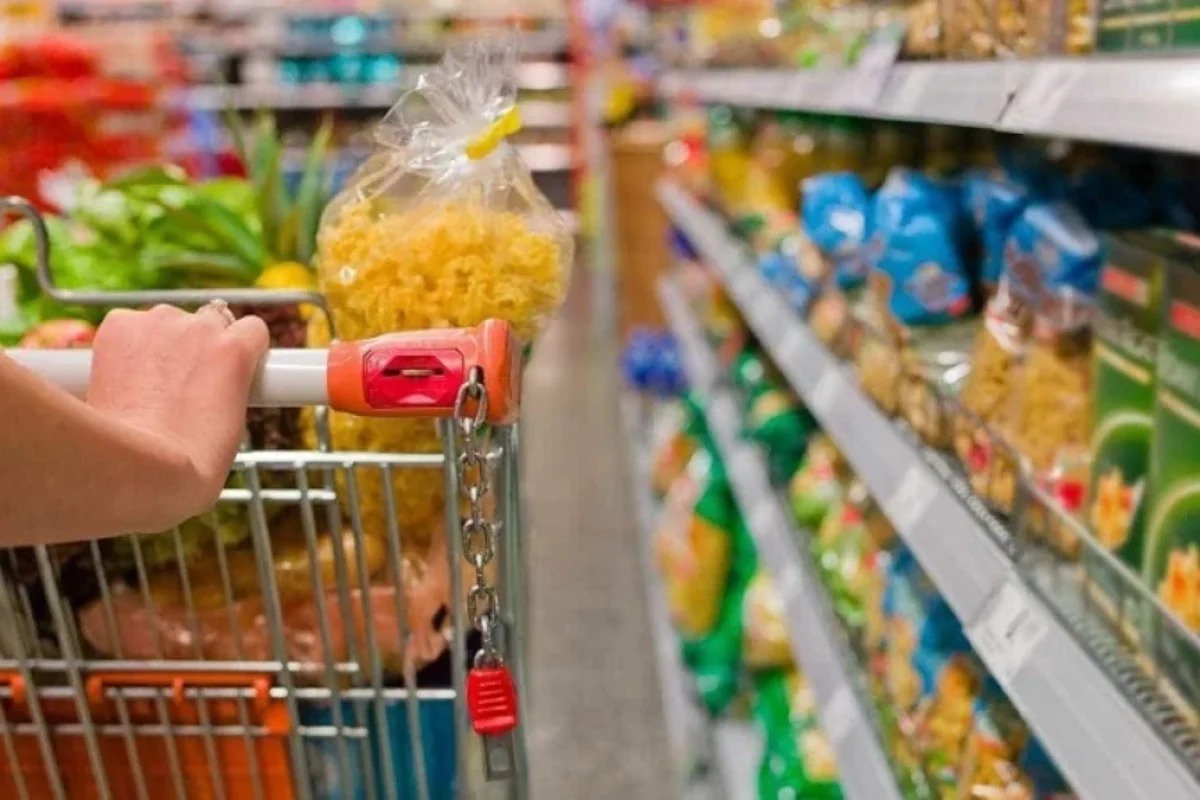 Com alta da batata em 21%, cesta básica de SP sobe em setembro, aponta Procon-SP
